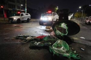 مقتل مشجعين بعد اشتباكات بين الجماهير والشرطة في كأس ليبرتادوريس
