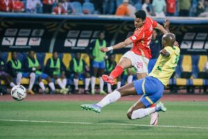 دوري أبطال إفريقيا.. الأهلي المصري يخسر لقبه.. وصن داونز يتأهل إلى النهائي
