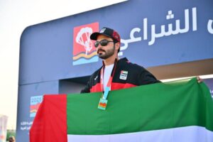 الحمادي يفوز بذهبية الطيران الشراعي في «الخليجية الشاطئية»
