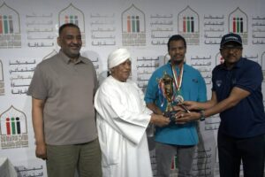 الطاهر بطلاً لشطرنج رمضانية المركز الاجتماعي السوداني
