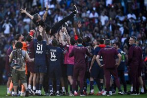 باريس سان جيرمان يتوج رسمياً بالدوري الفرنسي ويحقق اللقب للمرة الـ 13 في تاريخه
