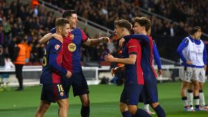 Barcelona players celebrate Robert Lewandowski's goal during the La Liga match against Osasuna at Estadi Olimpic Lluis Companys, Barcelona, Spain, March 27, 2025. (Reuters Photo)