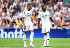 فتح تحقيق مع 4 لاعبين من ريال مدريد بينهم مبابي وفينيسيوس بسبب «سلوك غير لائق»
