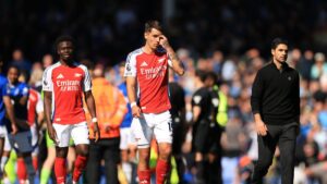 (L-R) Arsenal's Bukayo Saka, Jakub Kiwior and manager Mikel Arteta after the Premier League match against Everton at Goodison Park, Liverpool, U.K., April 5, 2025. (Reuters Photo)