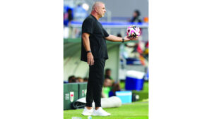 تفاصيل صغيرة تفصل كوزمين عن تدريب المنتخب
