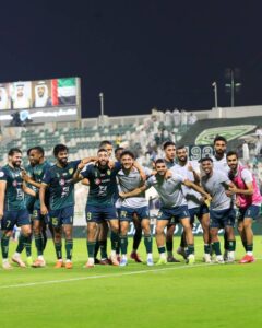خورفكان يقتحم «التوب 6»

