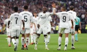 الكشف عن رد فعل غرفة ملابس ريال مدريد على مواجهة برشلونة
