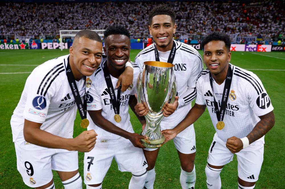 ريال مدريد يحذر لاعبيه: لا ريمونتادا أمام أرسنال دون الفوز على ألافيس
