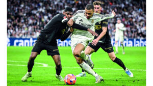 ريال مدريد ضيف ثقيل على أرسنال في استاد الإمارات
