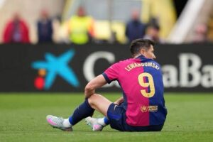 ضربة موجعة لبرشلونة.. نجم الفريق مهدد بالغياب عن نهائي الكأس أمام ريال مدريد

