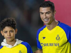 كريستيانو جونيور على وشك القرار الأخطر.. فهل يغضب والده؟
