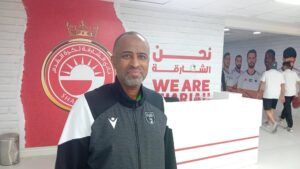 مدرب التعاون: كوزمين اللاعب الأخطر في الشارقة
