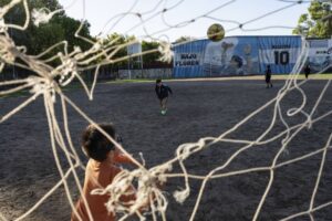 شهادة طبيبين شرعيين: مارادونا توفي «وهو يتعذب»
