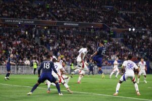 الدوري الأوروبي .. مانشستر يونايتد يقتنص التعادل من أرض ليون
