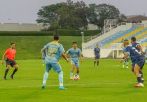 قمة بين الظفرة والحمرية في دوري الأولى
