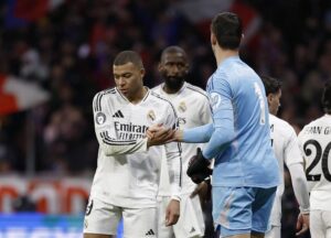 هل يتم إيقاف مبابي قبل مباراة ريال مدريد وأرسنال؟
