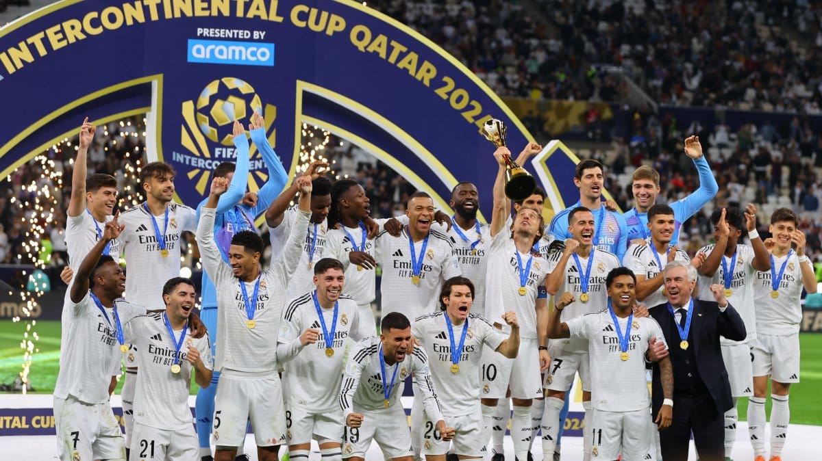 ريال مدريد يتوج بالفوز على باتشوكا في كأس الانتركونتيننتال

