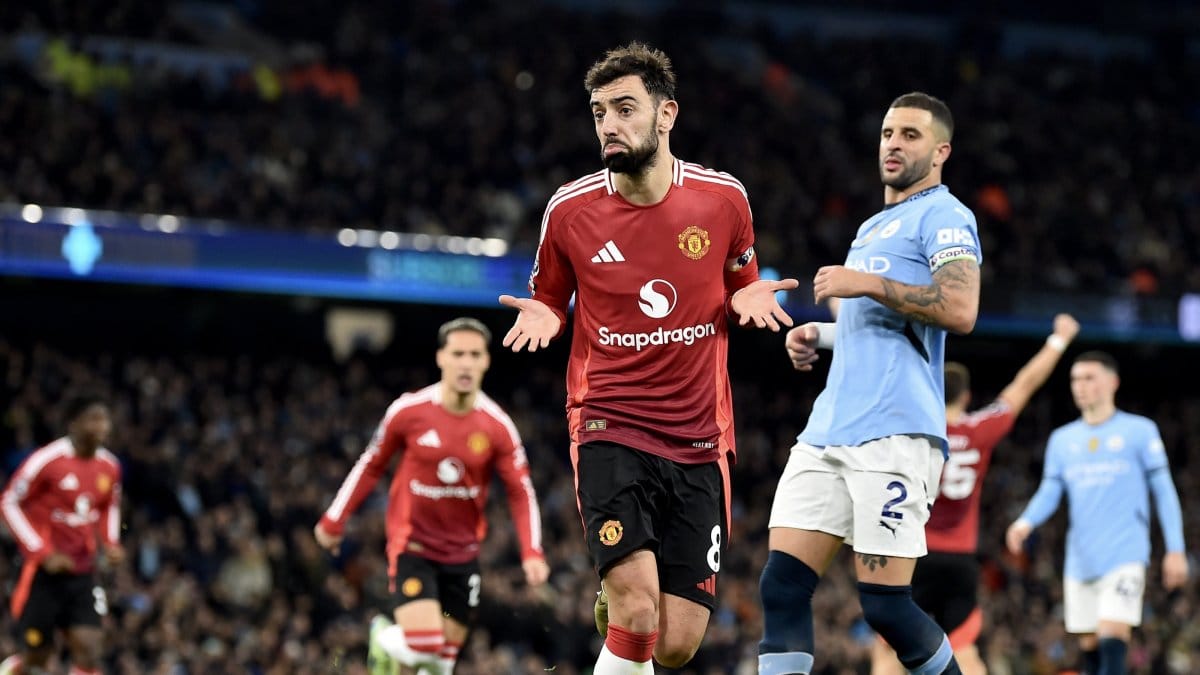 مانشستر يونايتد ينتزع الفوز حتى الموت بينما يصل السيتي إلى الحضيض ويطير تشيلسي
