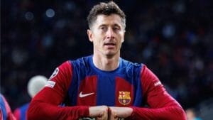 Robert Lewandowski playing football for Barcelona