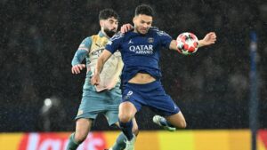 Manchester City's Josko Gvardiol (L) and PSG's Goncalo Ramos vie for the ball in a UEFA Champions Leauge game, Paris, France, Jan. 22, 2025. (AA Photo)