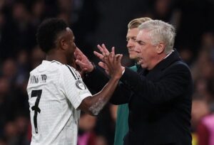 أنشيلوتي يحسم مستقبل فينيسيوس مع ريال مدريد!
