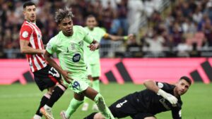 برشلونة يحجز تذكرة نهائي كأس السوبر بفوزه على بلباو 2-0
