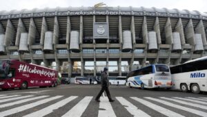 ريال مدريد يصنع التاريخ مع أول موسم إيرادات يتجاوز مليار دولار
