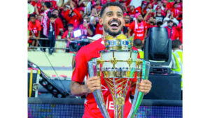 شباب الأهلي نادٍ كبير اعتاد الضغوط
