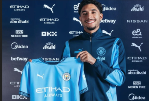 مرموش يدخل حسابات مانشستر سيتي أمام تشيلسي

