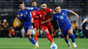 منتخب البحرين يهزم نظيره الكويتي ويصعد إلى نهائي خليجي 26
