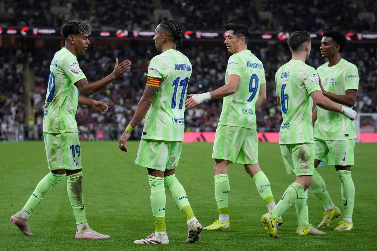 برشلونة إلى نهائي كأس السوبر الإسباني بعد الفوز على أتلتيك بلباو

