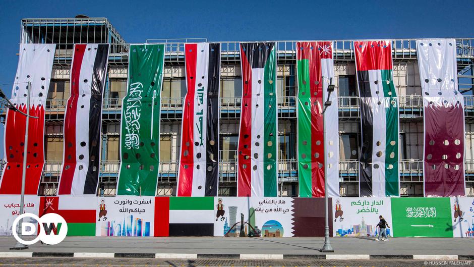 تأهل عمان والكويت لنصف النهائي وخروج قطر والإمارات – DW – 2024/12/27
