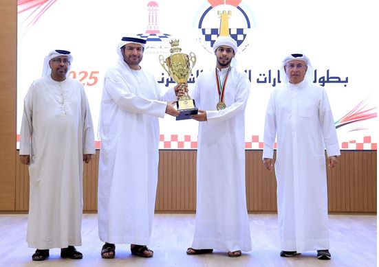 3 أندية تتقاسم صدارة بطولة الإمارات للشطرنج السريع
