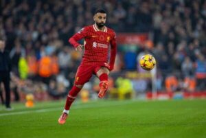 ترتيب هدافي الدوري الإنجليزي بعد هدف محمد صلاح أمام أستون فيلا
