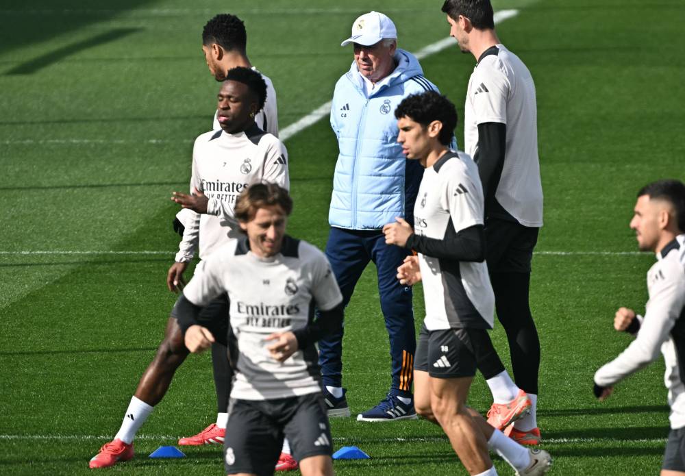ريال مدريد يهدد بترك الدوري الإسباني.. فماذا يقول القانون؟
