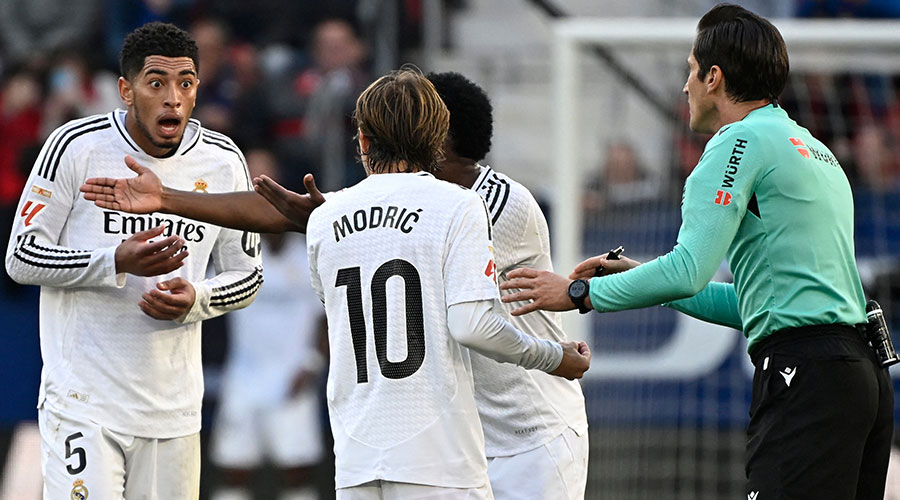 مدرب برشلونة يصف نجم ريال مدريد بـ«قلة الاحترام».. ماذا حدث؟
