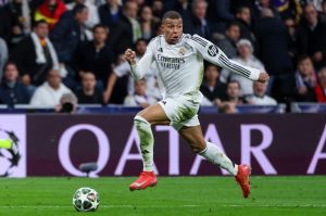 أنشيلوتي يكشف عن السبب الحقيقي لهبوط أداء مبابي في «ديربي مدريد»
