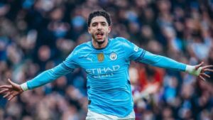 عمر مرموش يتفوق على محمد صلاح بقائمة الأفضل في فبراير
