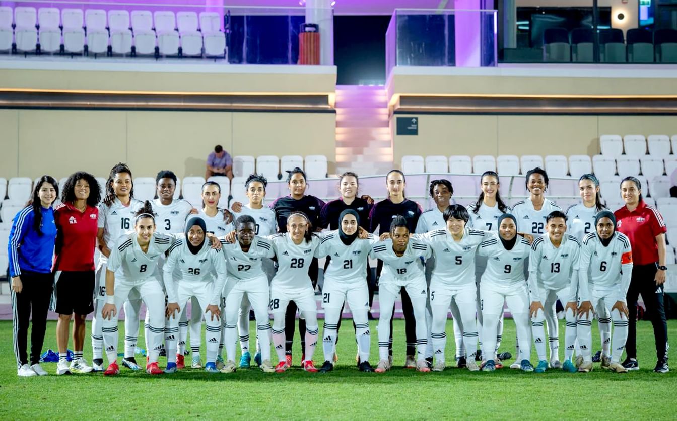 "أبوظبي الرياضي لسيدات الكرة" يودع الآسيوية بخسارته أمام بطل فيتنام
